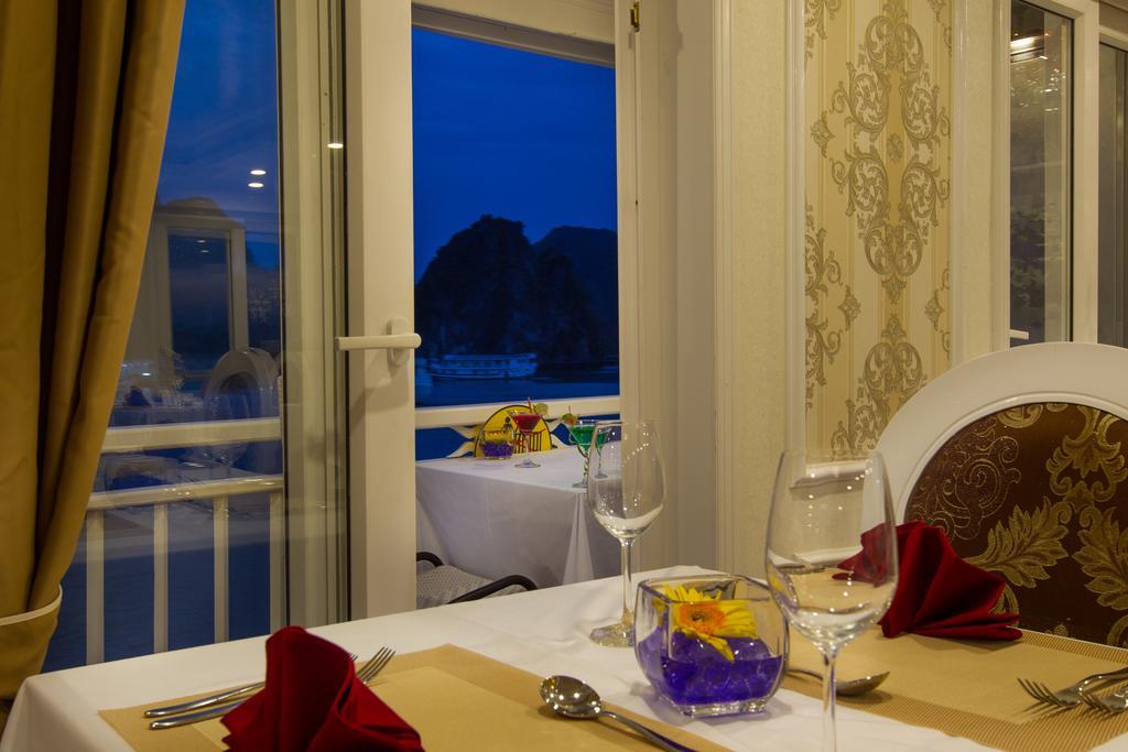 Signature Royal Halong Cruise Hạ Long Ngoại thất bức ảnh